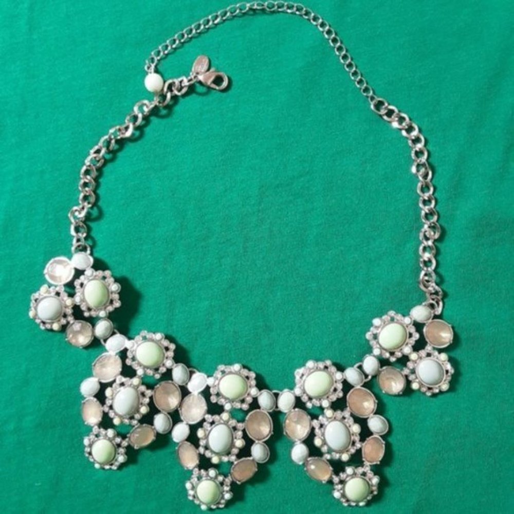 Lia Sophia Green silver tone Statement Necklace - Picture 2 of 6